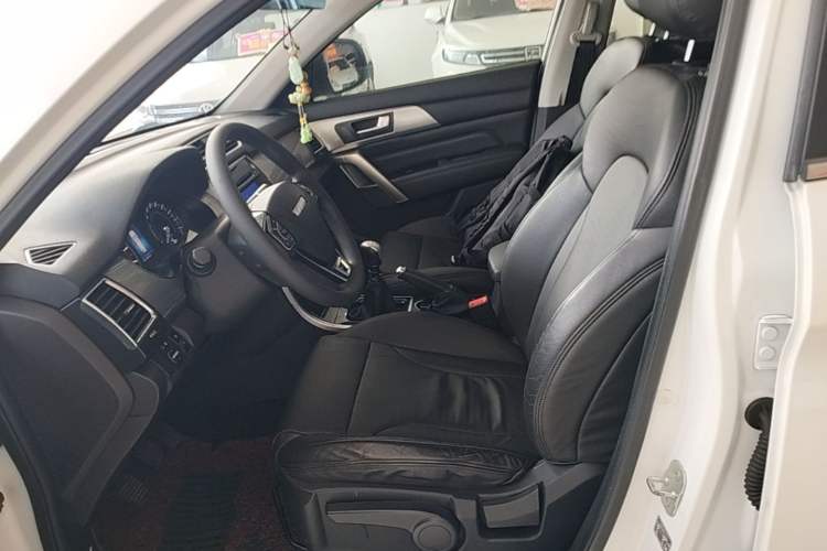 Used Haval H2 2017 Red-Label 1.5T Manual Two-Wheel Drive Comfort Model Left Front Seat