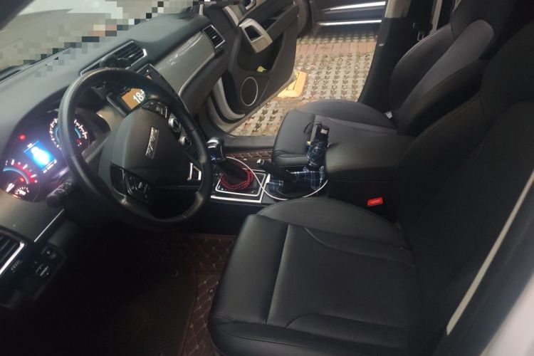 Used Haval H2 2017 Red-Label 1.5T Automatic Two-Wheel Drive Elite Model Left Front Seat