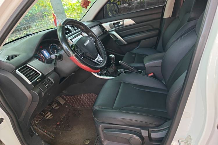 Used Haval H2 2017 Red-Label 1.5T Manual Two-Wheel-Drive Elite Model Left Front Seat