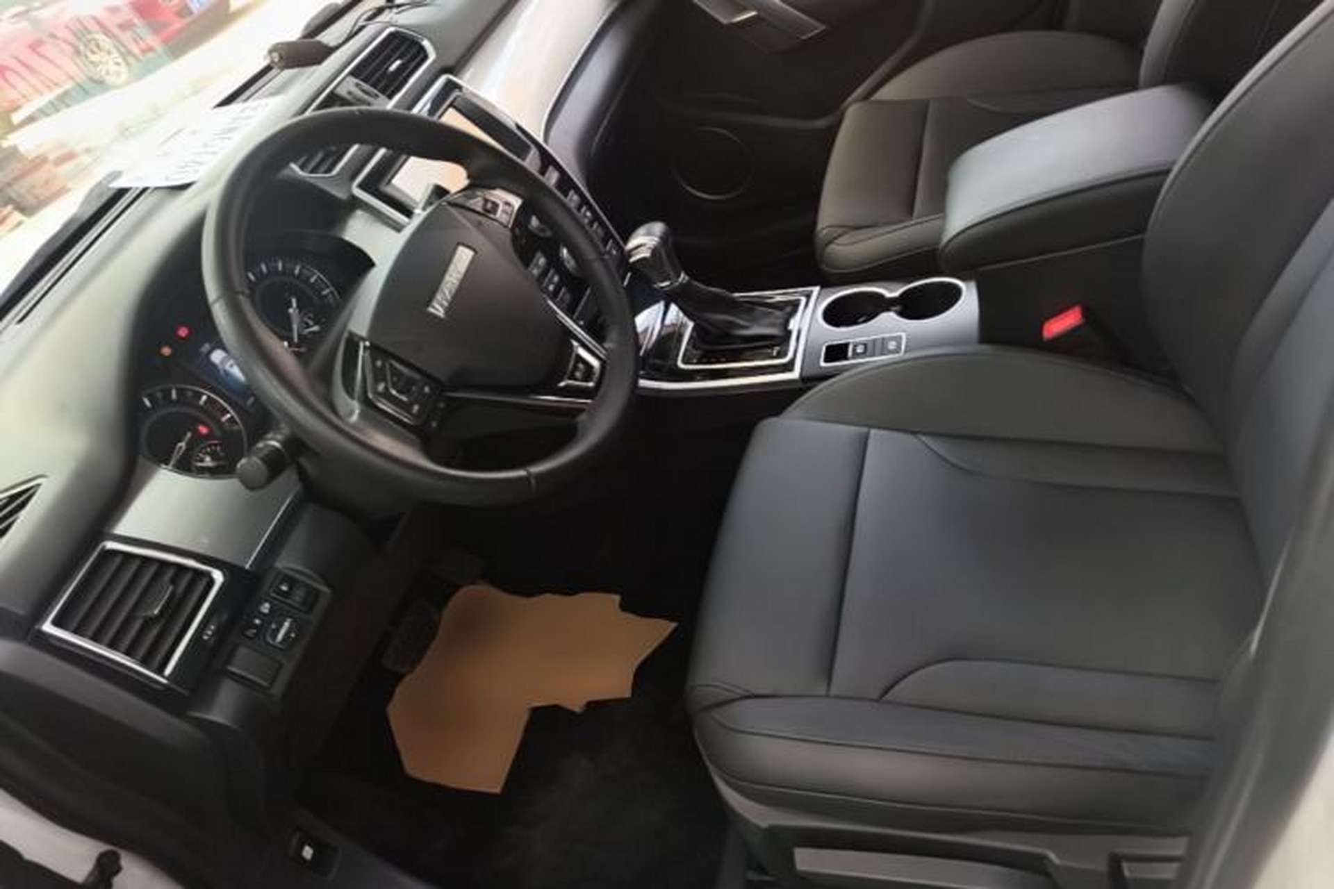 Used Haval H2 2017 Red-Label 1.5T Automatic Two-Wheel Drive Luxury Model Left Front Seat