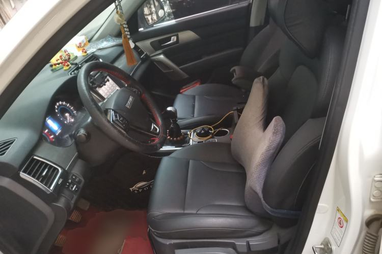 Used Haval H2 2017 Red-Label 1.5T Manual Two-Wheel Drive Luxury Model Left Front Seat