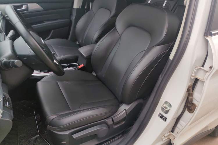 Used Haval H2 2017 Blue Label 1.5T Manual Two-Wheel Drive Elite Model Left Front Seat