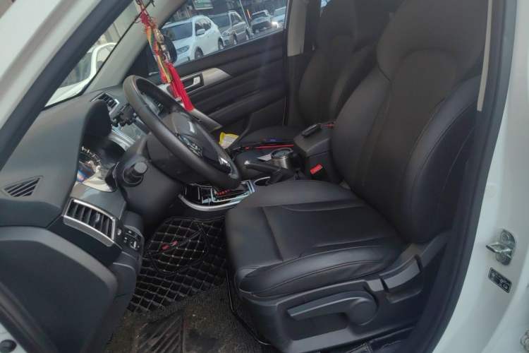 Used Haval H2 2017 Red-Label 1.5T Automatic Two-Wheel Drive Elite Model Left Front Seat