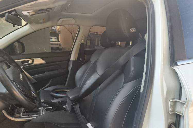 Used Haval H2 2017 Red-Label 1.5T Automatic Two-Wheel Drive Elite Model Left Front Seat