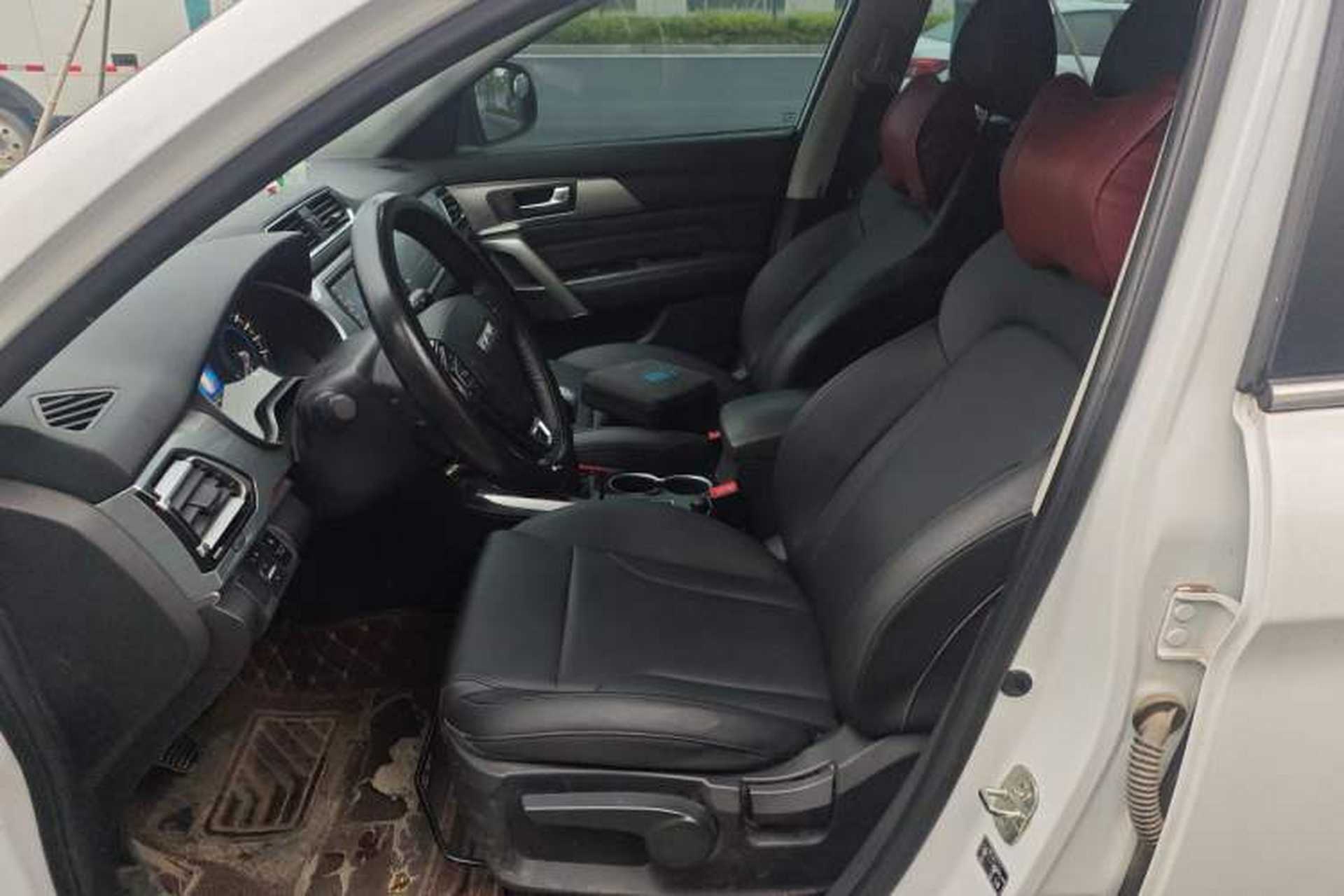 Used Haval H2 2017 Blue Label 1.5T Manual Two-Wheel Drive Elite Model Left Front Seat