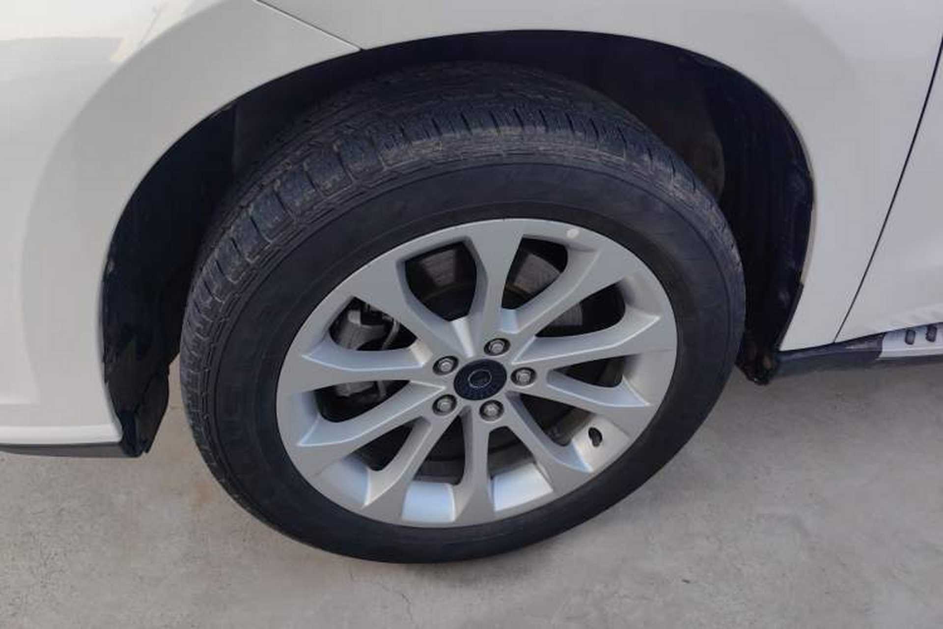 Used Haval H2 2017 Red-Label 1.5T Automatic Two-Wheel Drive Elite Model Left Front Wheel Hub