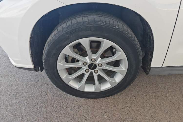 Used Haval H2 2017 Red-Label 1.5T Automatic Two-Wheel Drive Luxury Model Left Front Wheel Hub