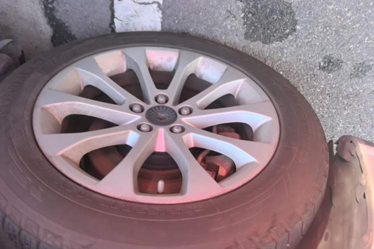 Used Haval H2 2017 Red-Label 1.5T Automatic Two-Wheel Drive Luxury Model Left Front Wheel Hub