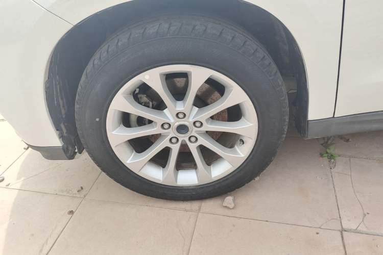 Used Haval H2 2017 Blue Label 1.5T Automatic Two-Wheel Drive Luxury Model Left Front Wheel Hub