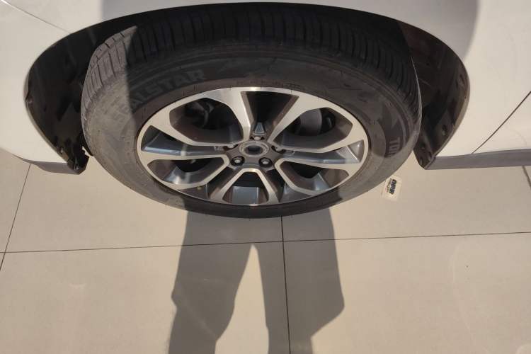 Used Haval H2 2017 Blue Label 1.5T Automatic Two-Wheel Drive Prestige Model Left Front Wheel Hub