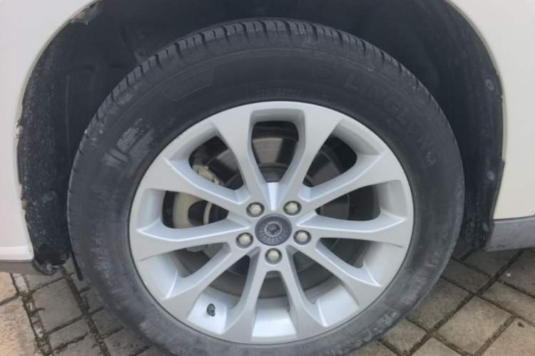 Used Haval H2 2017 Red-Label 1.5T Automatic Two-Wheel Drive Elite Model Left Front Wheel Hub