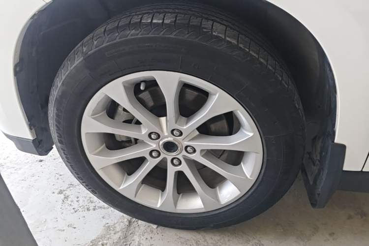 Used Haval H2 2017 Blue Label 1.5T Automatic Two-Wheel Drive Luxury Model Left Front Wheel Hub