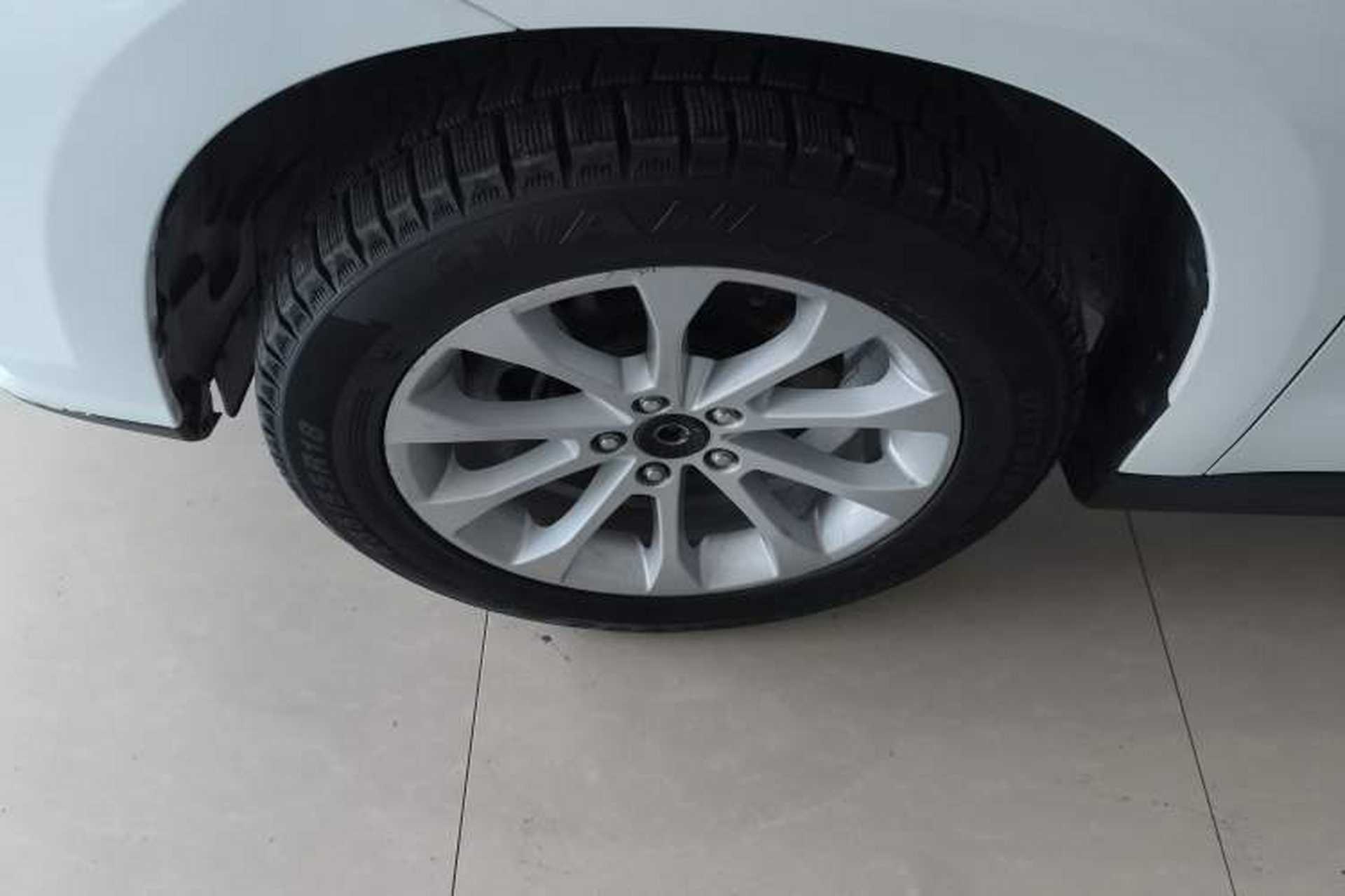 Used Haval H2 2017 Red-Label 1.5T Manual Two-Wheel Drive Comfort Model Left Front Wheel Hub