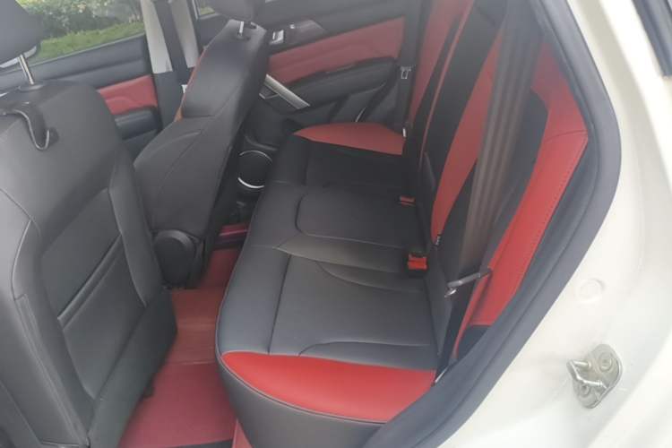 Used Haval H2 2017 Blue Label 1.5T Automatic Two-Wheel Drive Elite Model Left Rear Seat