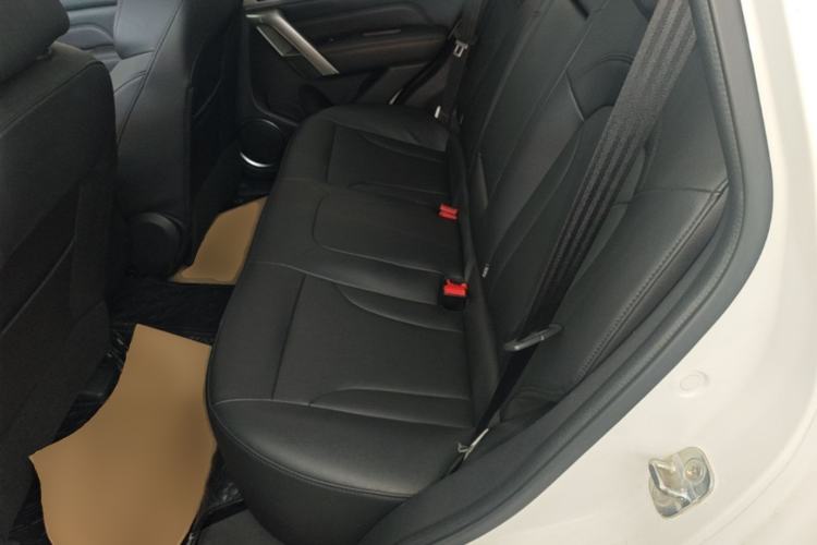 Used Haval H2 2017 Red-Label 1.5T Automatic Two-Wheel Drive Luxury Model Left Rear Seat