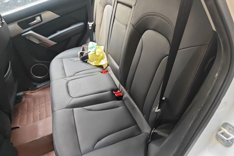 Used Haval H2 2017 Red-Label 1.5T Automatic Two-Wheel Drive Elite Model Left Rear Seat