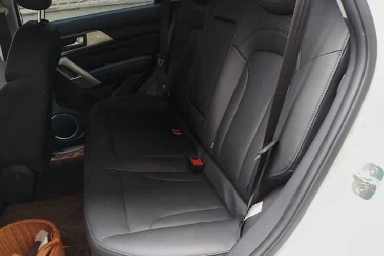 Used Haval H2 2017 Red-Label 1.5T Automatic Two-Wheel Drive Luxury Model Left Rear Seat