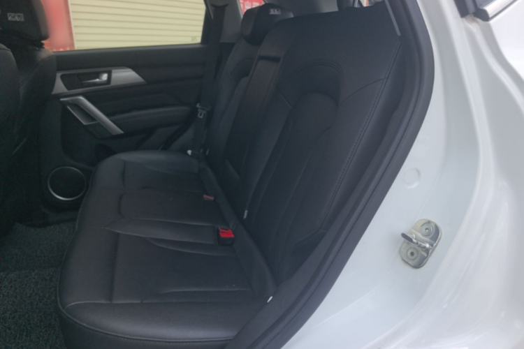 Used Haval H2 2017 Red-Label 1.5T Automatic Two-Wheel Drive Elite Model Left Rear Seat