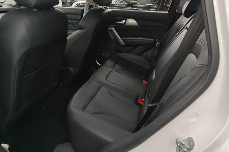 Used Haval H2 2017 Red-Label 1.5T Automatic Two-Wheel Drive Elite Model Left Rear Seat