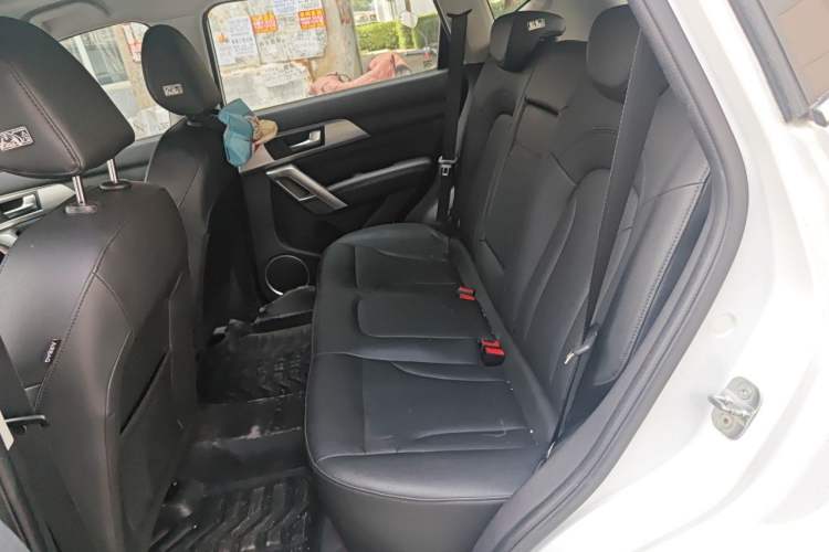 Used Haval H2 2017 Red-Label 1.5T Automatic Two-Wheel Drive Luxury Model Left Rear Seat