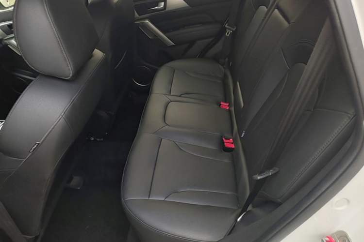 Used Haval H2 2017 Red-Label 1.5T Automatic Two-Wheel Drive Luxury Model Left Rear Seat