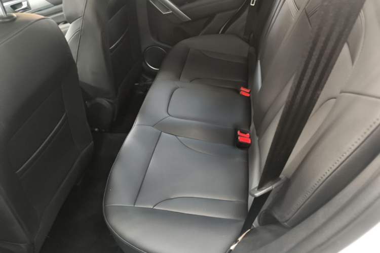 Used Haval H2 2017 Red-Label 1.5T Automatic Two-Wheel Drive Luxury Model Left Rear Seat