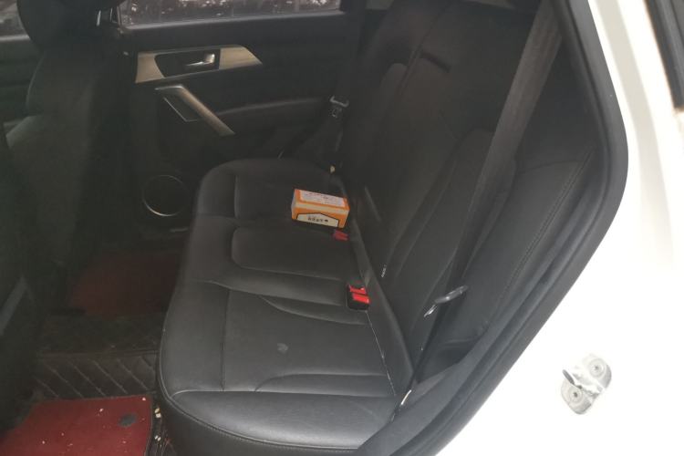 Used Haval H2 2017 Red-Label 1.5T Manual Two-Wheel Drive Luxury Model Left Rear Seat