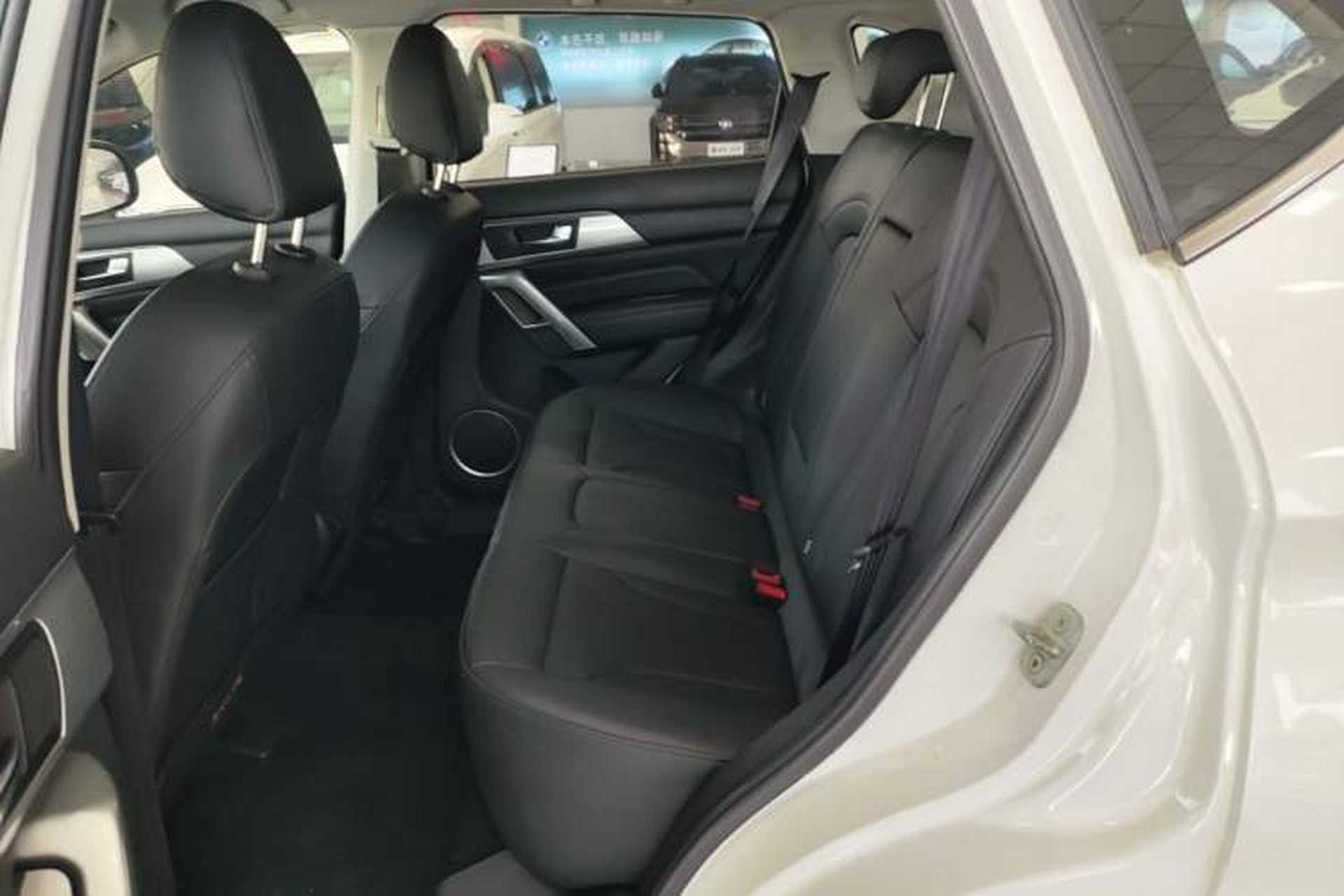 Used Haval H2 2017 Red-Label 1.5T Automatic Two-Wheel Drive Elite Model Left Rear Seat