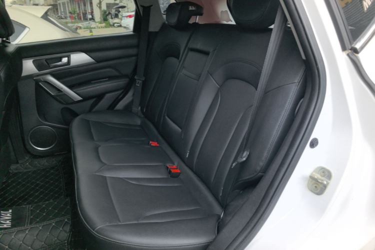 Used Haval H2 2017 Red-Label 1.5T Automatic Two-Wheel Drive Luxury Model Left Rear Seat