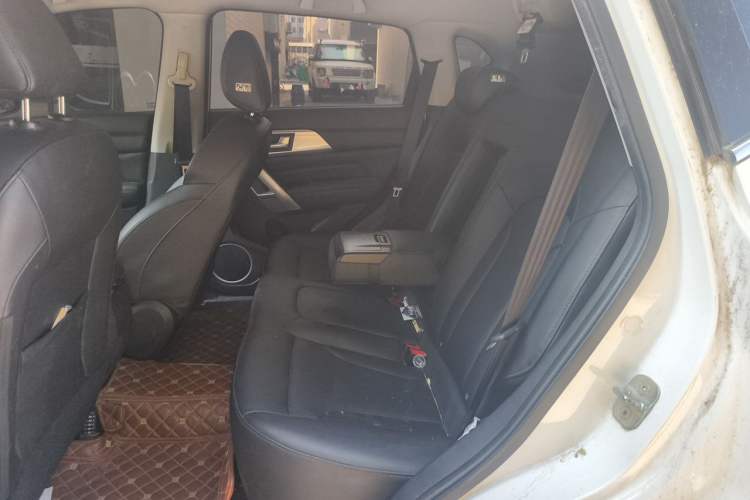Used Haval H2 2017 Red-Label 1.5T Automatic Two-Wheel Drive Elite Model Left Rear Seat