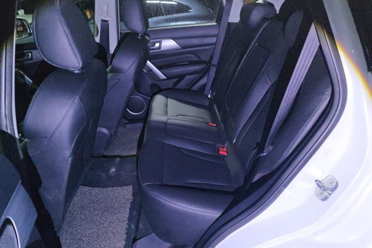 Used Haval H2 2017 Red-Label 1.5T Automatic Two-Wheel Drive Elite Model Left Rear Seat