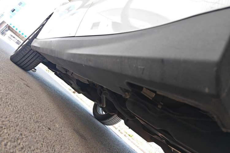 Used Haval H2 2017 Red-Label 1.5T Automatic Two-Wheel Drive Luxury Model Left Side Sill