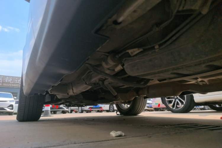 Used Haval H2 2017 Red-Label 1.5T Manual Two-Wheel-Drive Elite Model Left Side Sill