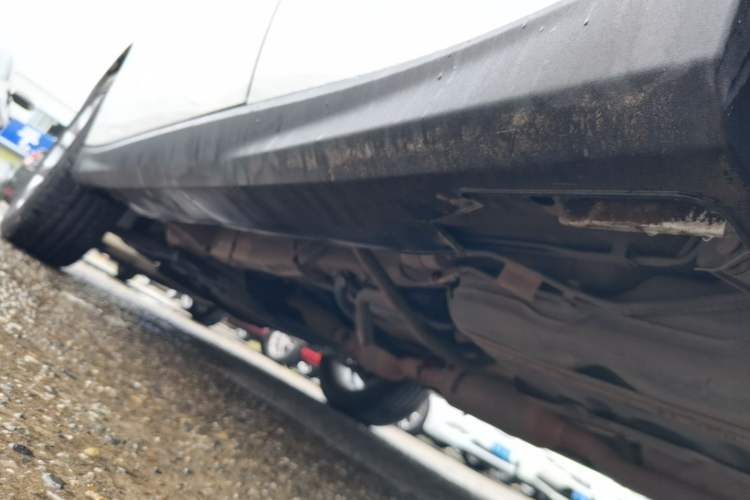 Used Haval H2 2017 Red-Label 1.5T Automatic Two-Wheel Drive Luxury Model Left Side Sill