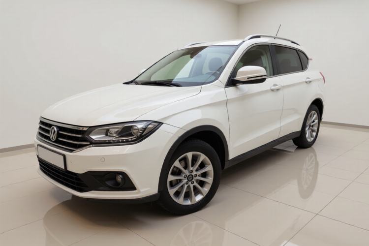 Used Haval H2 2017 Red-Label 1.5T Automatic Two-Wheel Drive Luxury Model Guazi used car, China used car export, Used car for sale, Used cars, Cheapest cars for sale