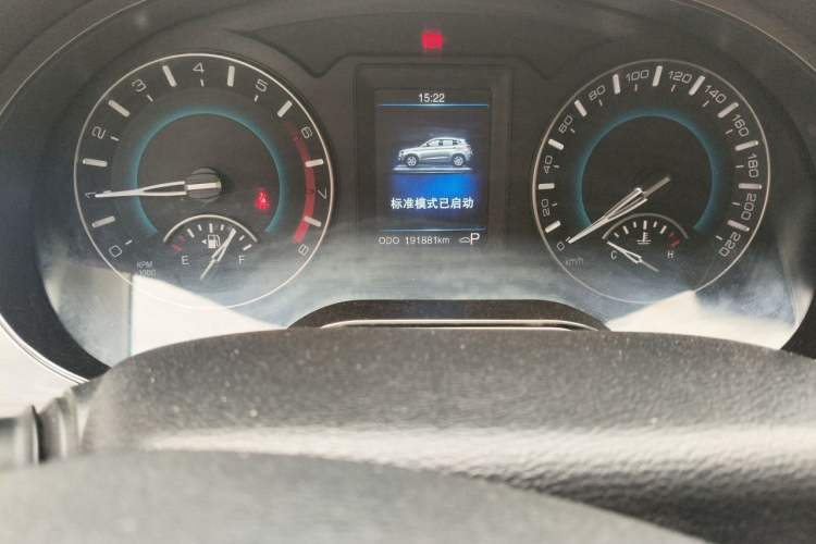 Used Haval H2 2017 Red-Label 1.5T Automatic Two-Wheel Drive Elite Model Odometer Close Up