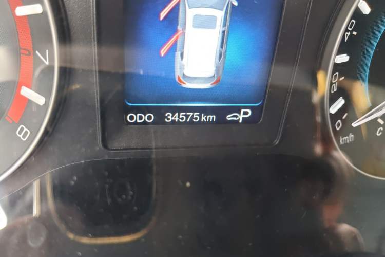 Used Haval H2 2017 Blue Label 1.5T Automatic Two-Wheel Drive Prestige Model Odometer Close Up