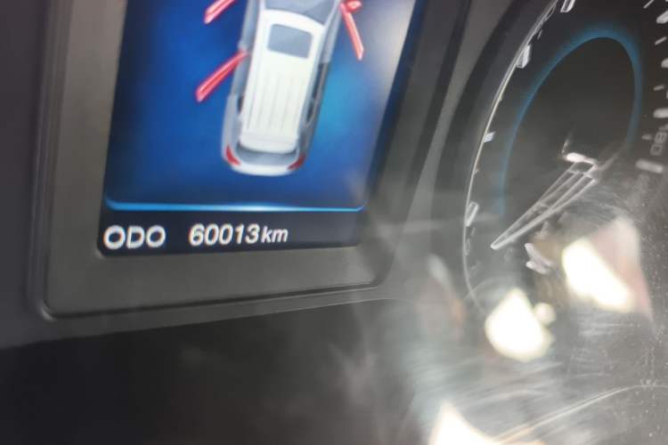 Used Haval H2 2017 Red-Label 1.5T Manual Two-Wheel Drive Comfort Model Odometer Close Up