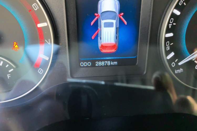Used Haval H2 2017 Red-Label 1.5T Manual Two-Wheel-Drive Elite Model Odometer Close Up