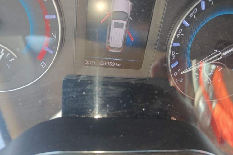 Used Haval H2 2017 Red-Label 1.5T Manual Two-Wheel-Drive Elite Model Odometer Close Up