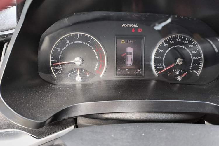 Used Haval H2 2017 Blue Label 1.5T Automatic Two-Wheel Drive Elite Model Odometer Close Up