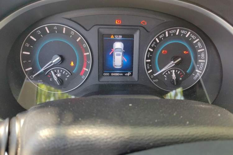 Used Haval H2 2017 Blue Label 1.5T Automatic Two-Wheel Drive Luxury Model Odometer Close Up