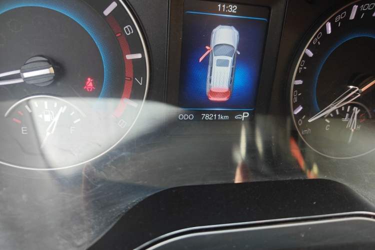Used Haval H2 2017 Red-Label 1.5T Automatic Two-Wheel Drive Elite Model Odometer Close Up