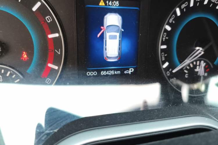 Used Haval H2 2017 Blue Label 1.5T Automatic Two-Wheel Drive Luxury Model Odometer Close Up