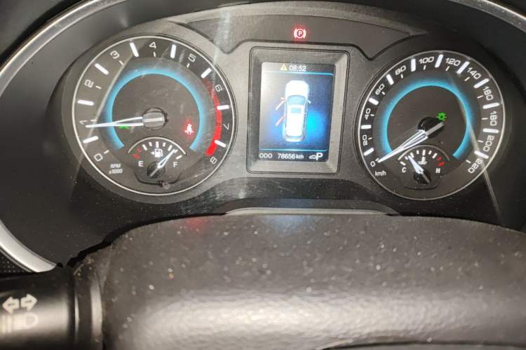 Used Haval H2 2017 Blue Label 1.5T Automatic Two-Wheel Drive Luxury Model Odometer Close Up