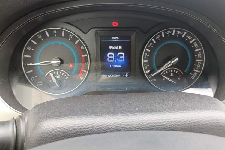 Used Haval H2 2017 Red-Label 1.5T Automatic Two-Wheel Drive Luxury Model Odometer Close Up