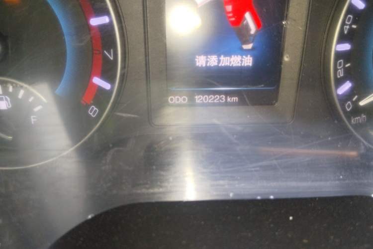 Used Haval H2 2017 Red-Label 1.5T Manual Two-Wheel Drive Comfort Model Odometer Close Up