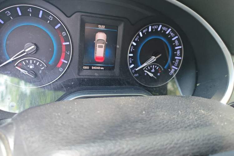 Used Haval H2 2017 Blue Label 1.5T Automatic Two-Wheel Drive Luxury Model Odometer Close Up