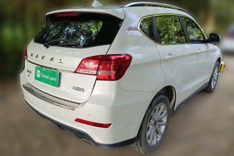 Used Haval H2 2017 Red-Label 1.5T Manual Two-Wheel-Drive Elite Model Rear Right 45 Deg
