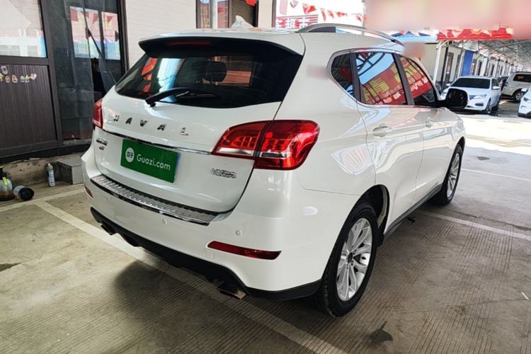 Used Haval H2 2017 Red-Label 1.5T Manual Two-Wheel-Drive Elite Model Rear Right 45 Deg